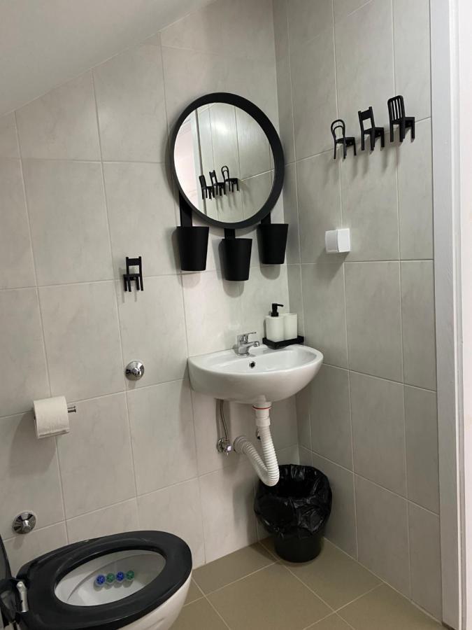 Omis Rooms Панчево Экстерьер фото