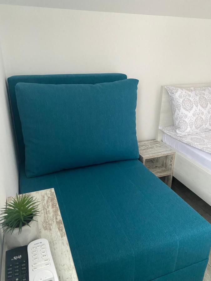 Omis Rooms Панчево Экстерьер фото