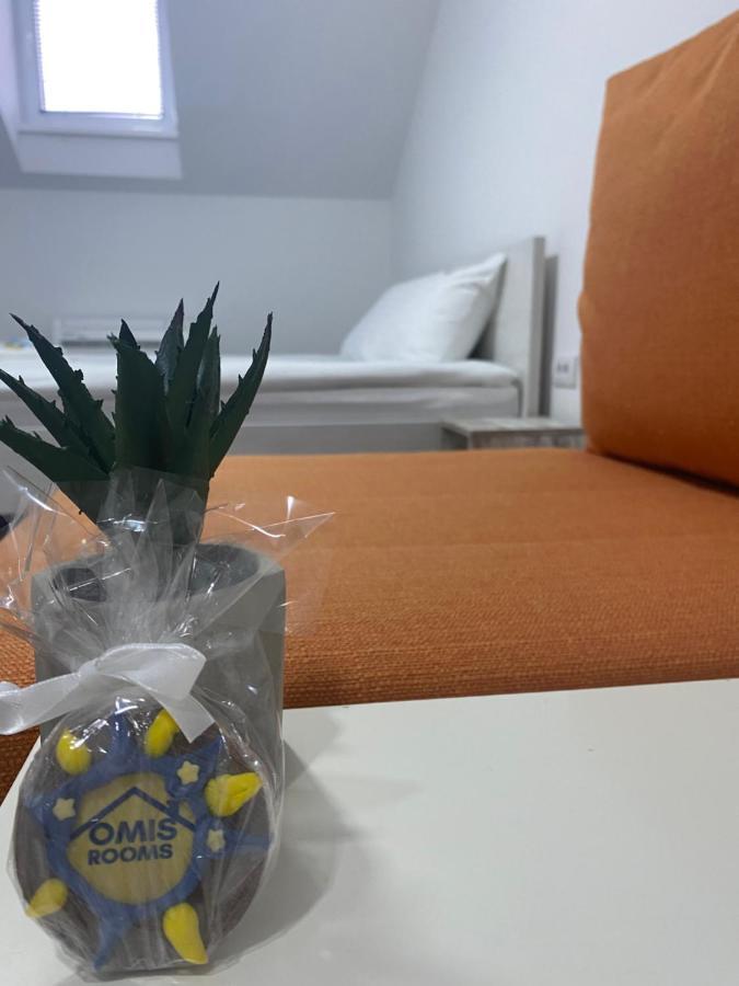 Omis Rooms Панчево Экстерьер фото